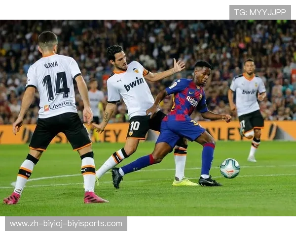 足球比赛的经典对决解析，战术与个人表现分析